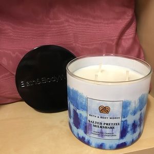 Salted Pretzel Milkshake 3 Wick Candle